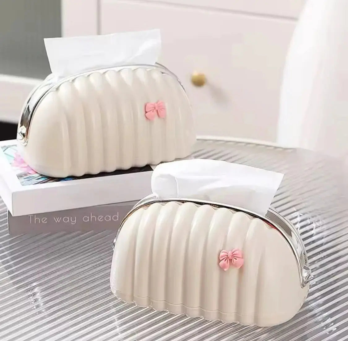 SHELL TISSUE BOX